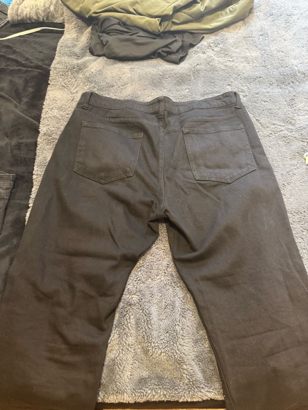 Classic Black Straight-Leg Jeans